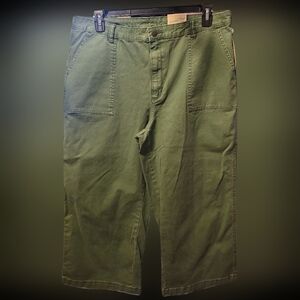 47-Universal Thread wide leg pants